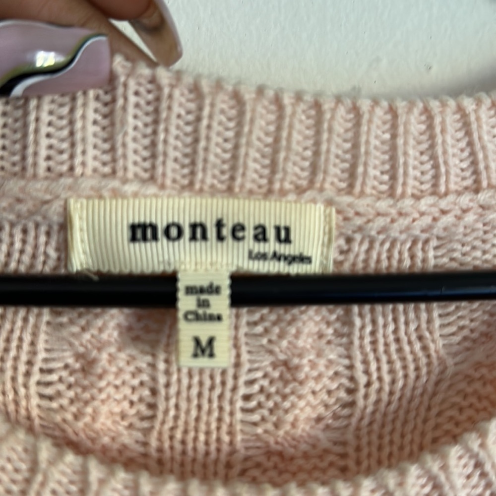 Pink sweater - Picture 2 of 3